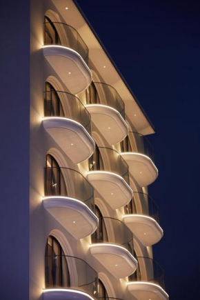 TIDE Hotel
